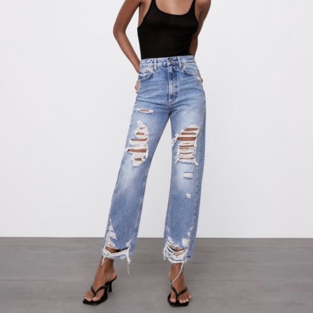 Zara “The Pepper Mom” Distressed Jeans